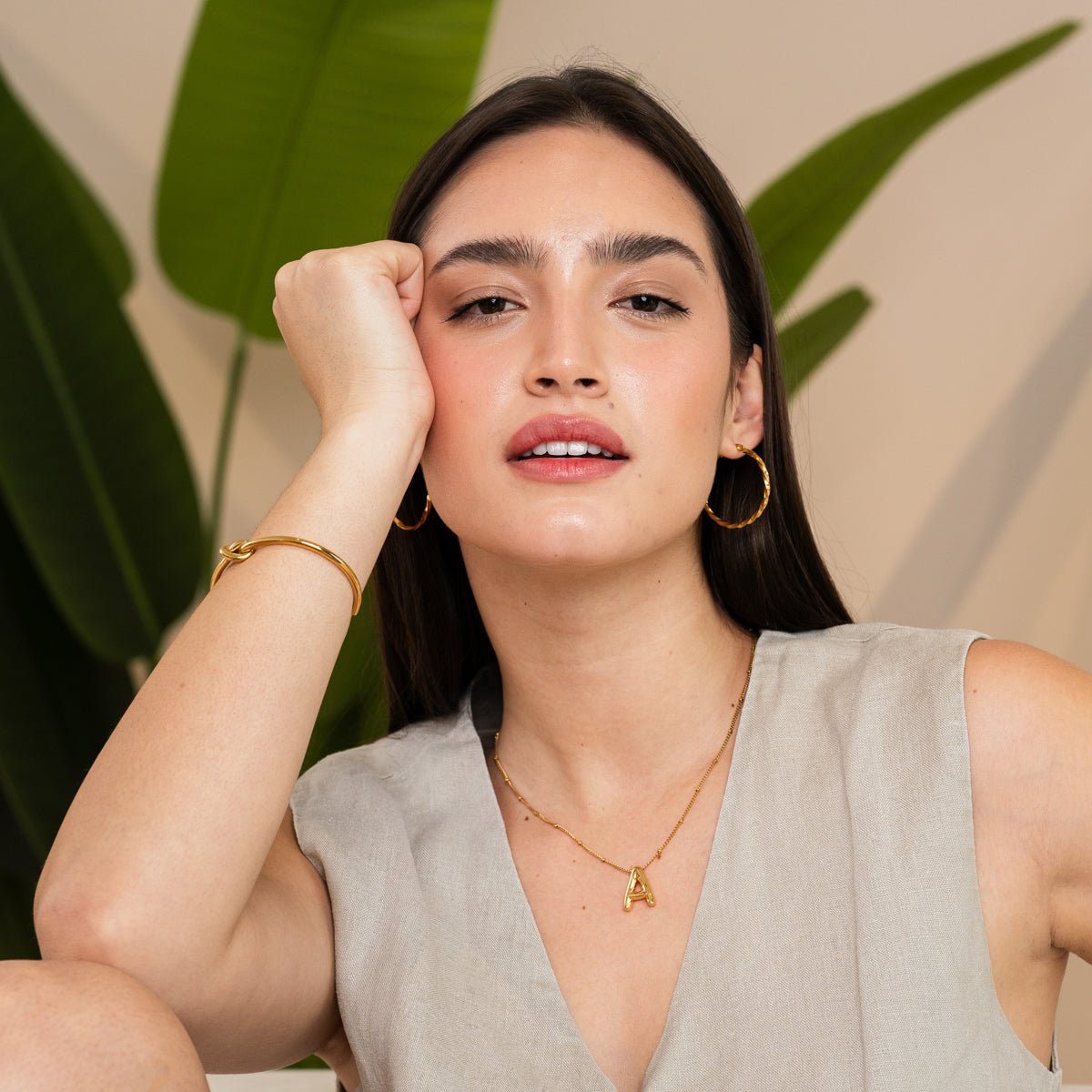 Collar Letra Inicial Bold Bañado en Oro de 18K