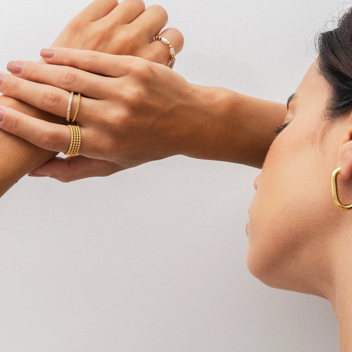 Anillo Aurora Cristais Bañado en Oro 18k