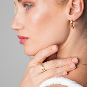 Anillo Rainha Piedra Cristal Bañado en Oro 18k