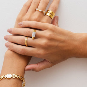 Anillo Glitz Giratório Bañado en Oro 18K