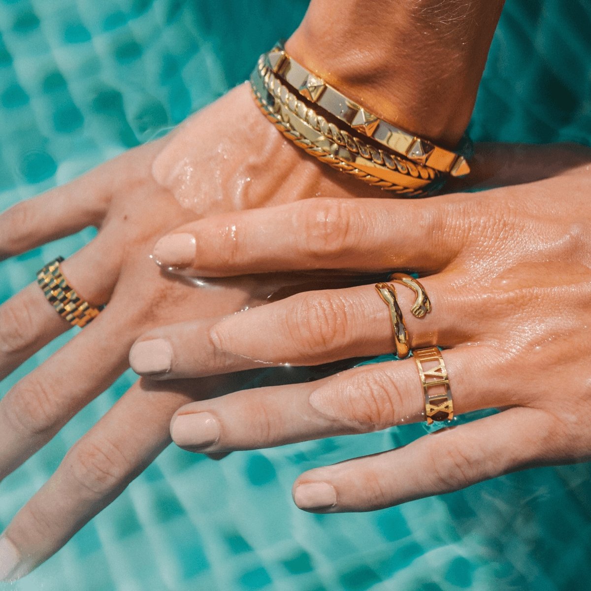 Brazalete Folhas Dourada Bañado en Oro 18k