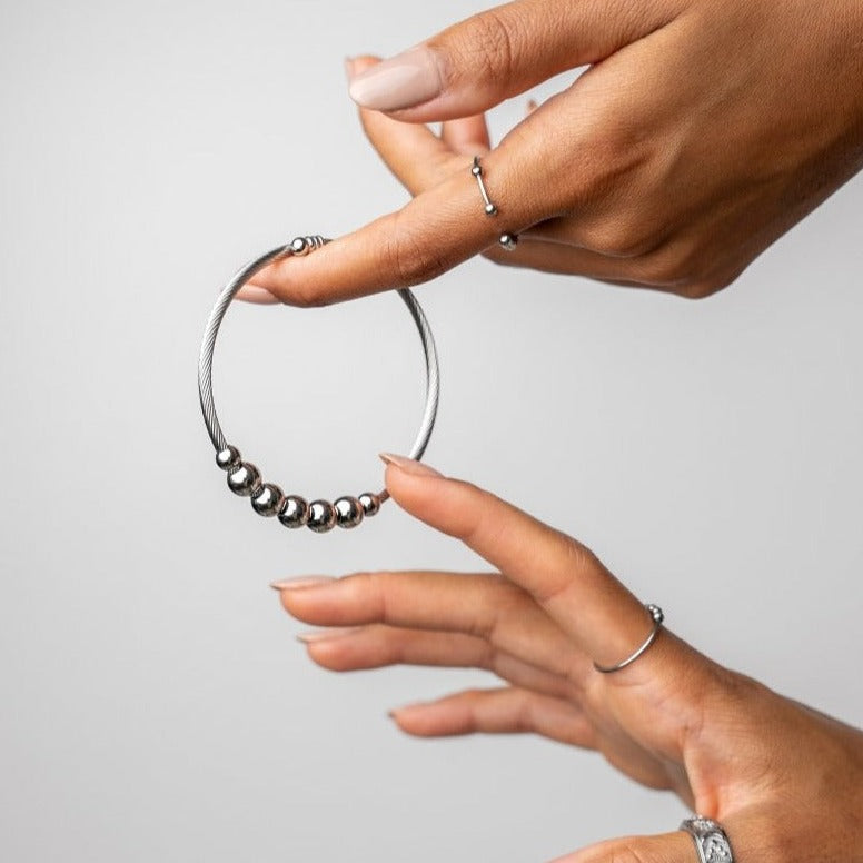 Brazalete Anti-stress Ajustable Esferas - Plata