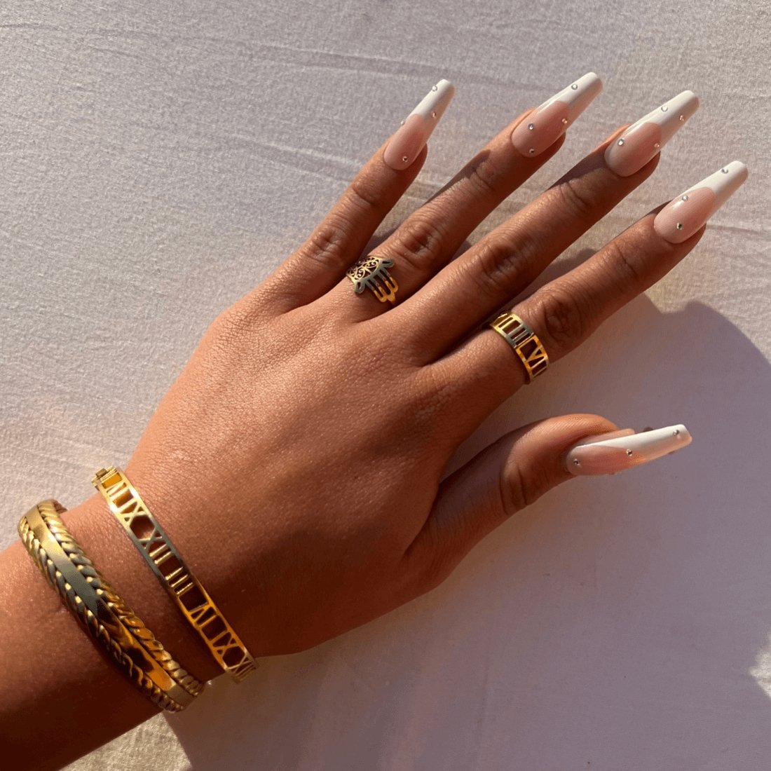 Anillo Numeral Romanos Bañado en Oro 18K