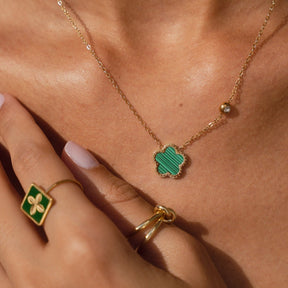 Anillo Trevo Verde Ajustable Bañado en Oro 18K